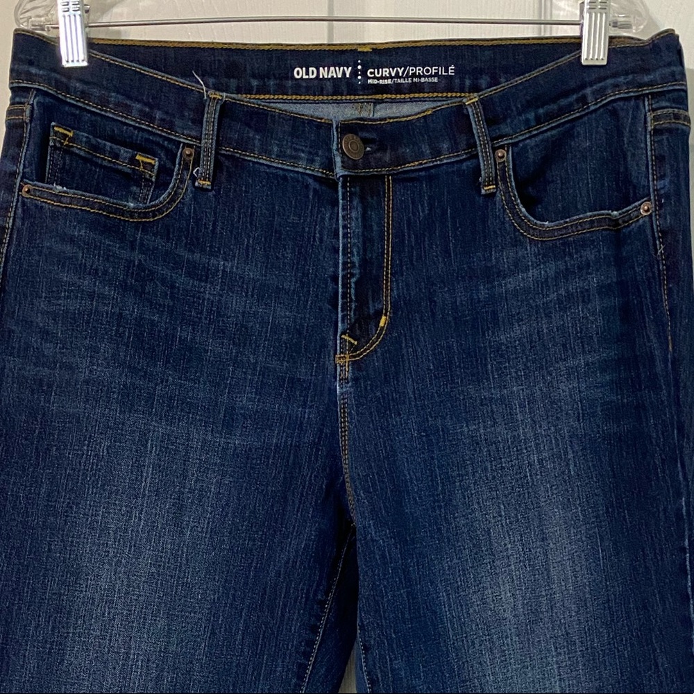 Old Navy Mid-Rise Curvy Jeans for Women size 14